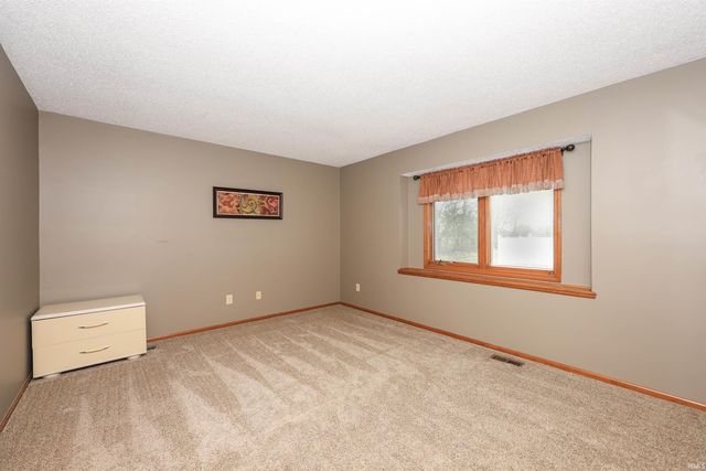 3006 Cumberland Way, Huntington, IN 46750