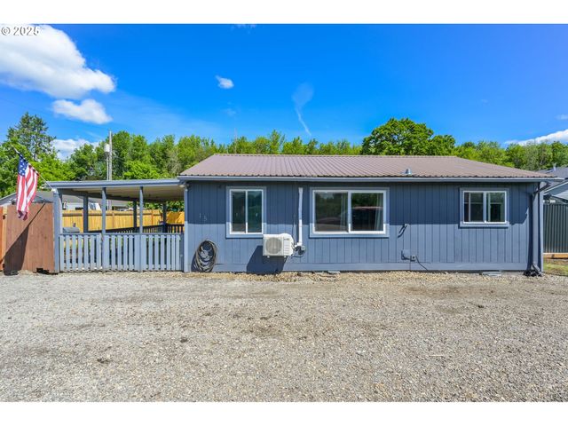 15 Ne 11TH Pl, Battle Ground, WA 98604