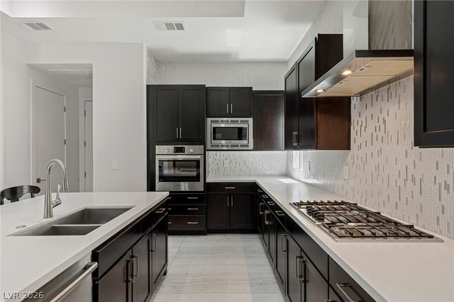 47 Pristine Glen Street, Las Vegas, NV 89135
