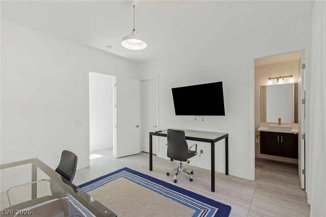 47 Pristine Glen Street, Las Vegas, NV 89135