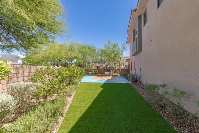47 Pristine Glen Street, Las Vegas, NV 89135