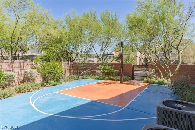 47 Pristine Glen Street, Las Vegas, NV 89135