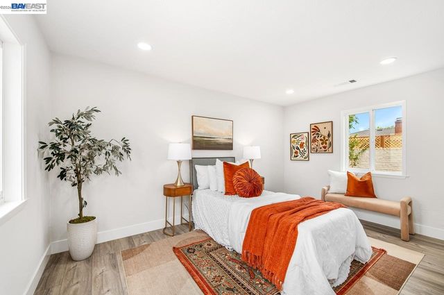 1205 Marguerite St, Livermore, CA 94550
