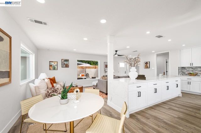 1205 Marguerite St, Livermore, CA 94550