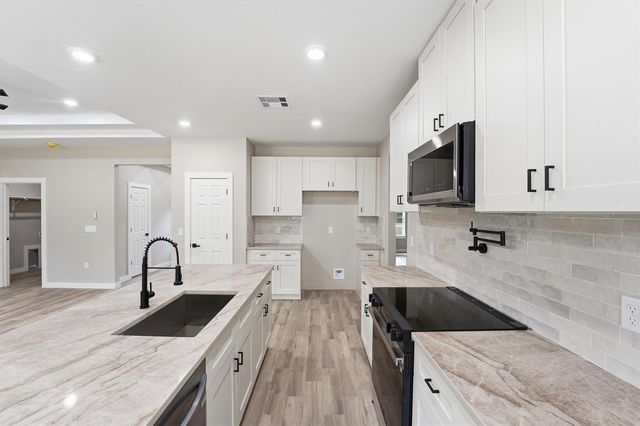 16625 Avery Street, Conroe, TX 77302