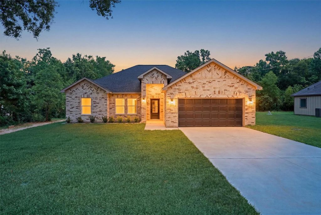 16625 Avery Street, Conroe, TX 77302