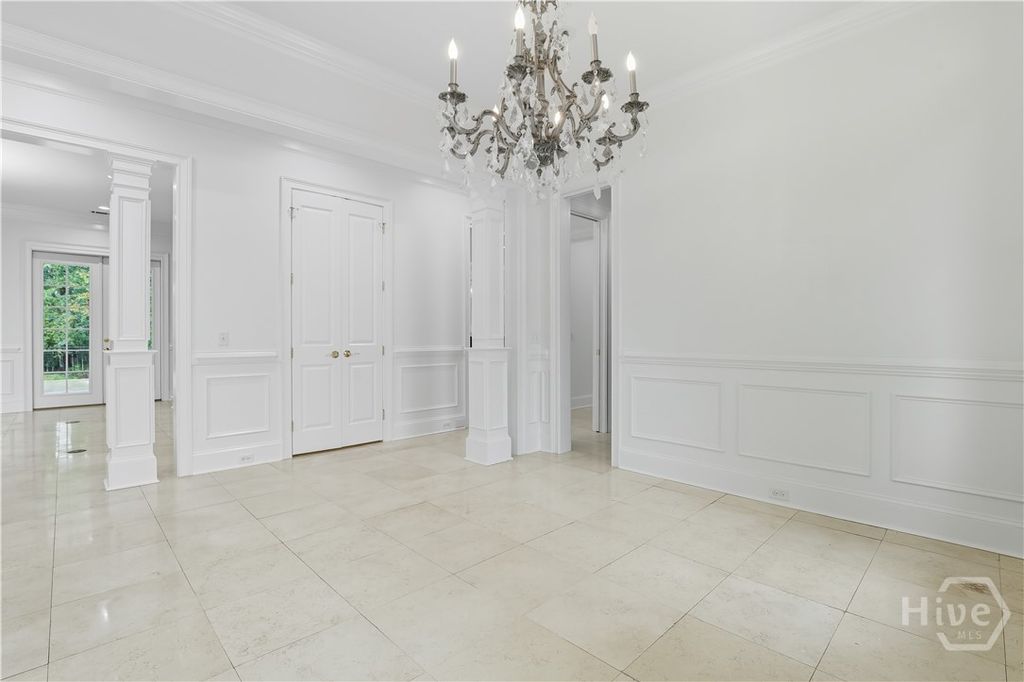 Image 11 of property listing at 333 Spanton Crescent, Pooler, GA 31322