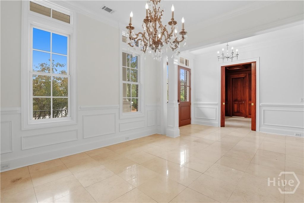 Image 12 of property listing at 333 Spanton Crescent, Pooler, GA 31322