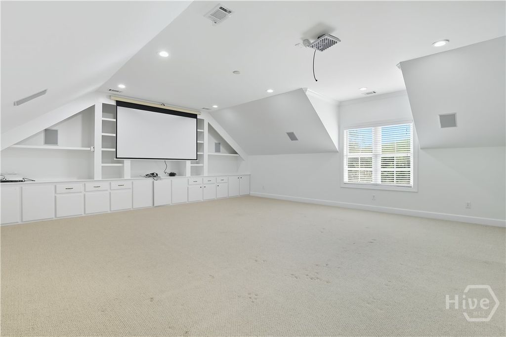 Image 43 of property listing at 333 Spanton Crescent, Pooler, GA 31322