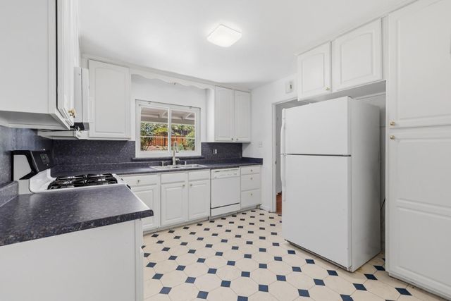 1425 Murwood Drive, Walnut Creek, CA 94596