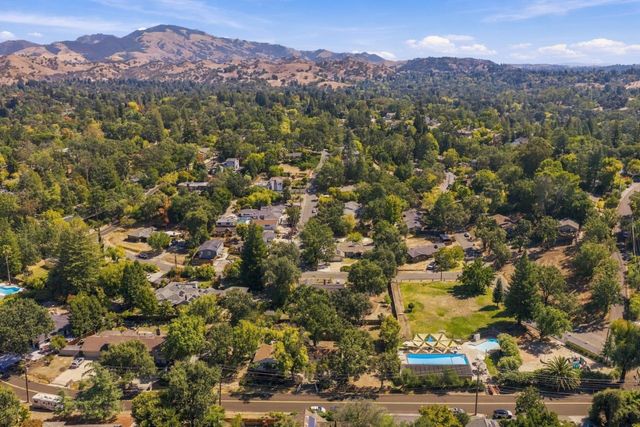 1425 Murwood Drive, Walnut Creek, CA 94596
