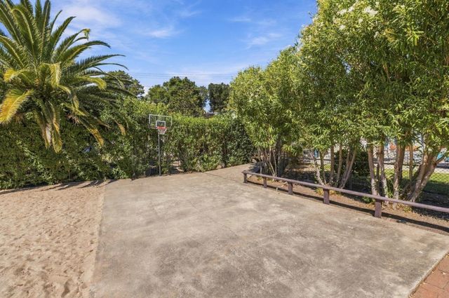 1425 Murwood Drive, Walnut Creek, CA 94596