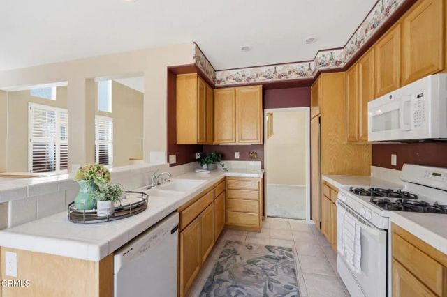 2166 Via Arandana, Camarillo, CA 93012