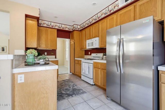 2166 Via Arandana, Camarillo, CA 93012
