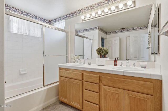 2166 Via Arandana, Camarillo, CA 93012