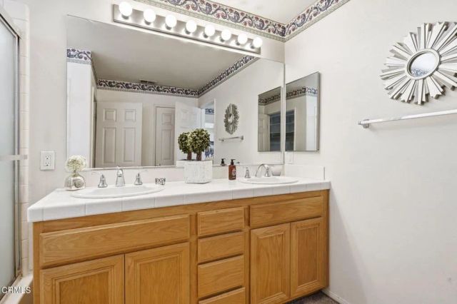 2166 Via Arandana, Camarillo, CA 93012