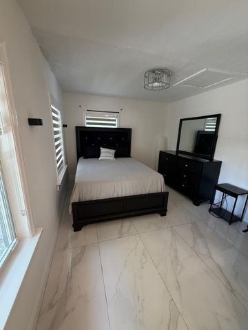 514 Churchill Road, West Palm Beach, FL 33405