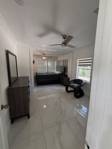514 Churchill Road, West Palm Beach, FL 33405