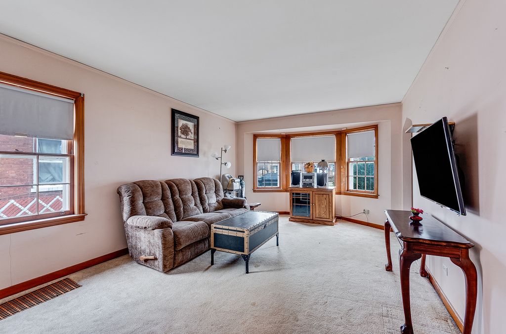 182 Martin Lane, Chicago Heights, IL 60411 — photo 4