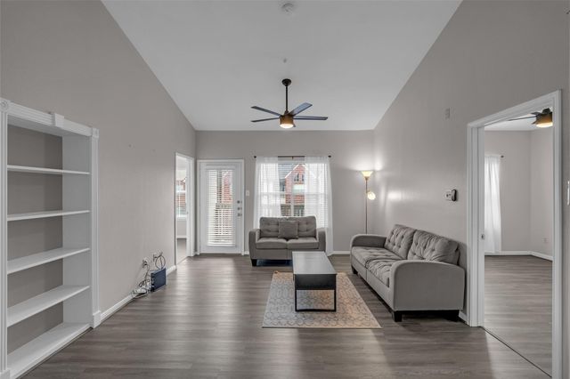 1330 Old Spanish Trail 1305, Houston, TX 77054