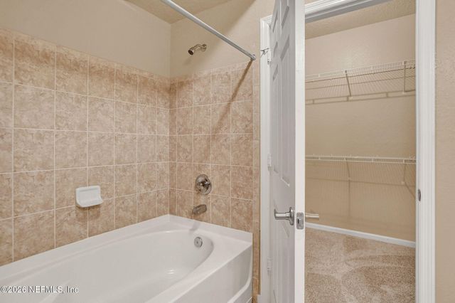 8539 W GATE Parkway W 9101, Jacksonville, FL 32216