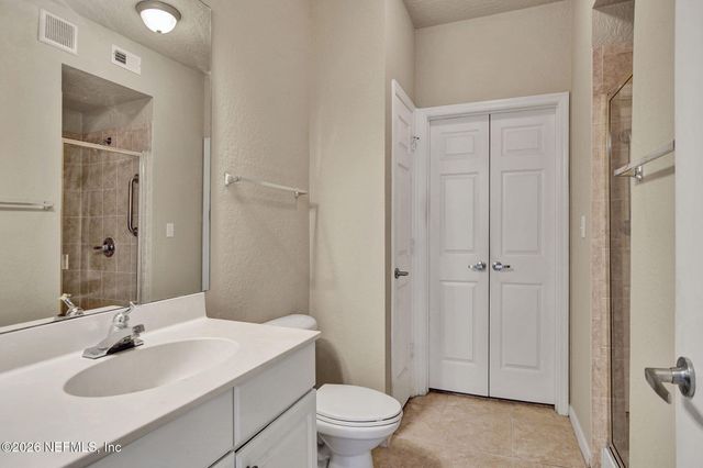 8539 W GATE Parkway W 9101, Jacksonville, FL 32216