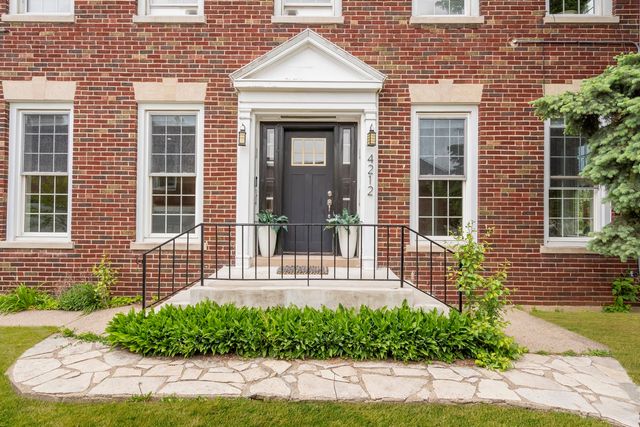4212 Joliet Avenue, Lyons, IL 60534