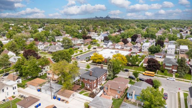 4212 Joliet Avenue, Lyons, IL 60534