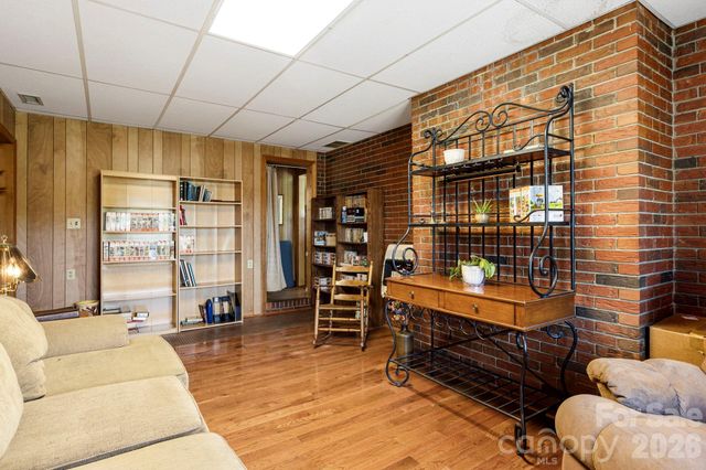 18 Hilda Lane, Mills River, NC 28759