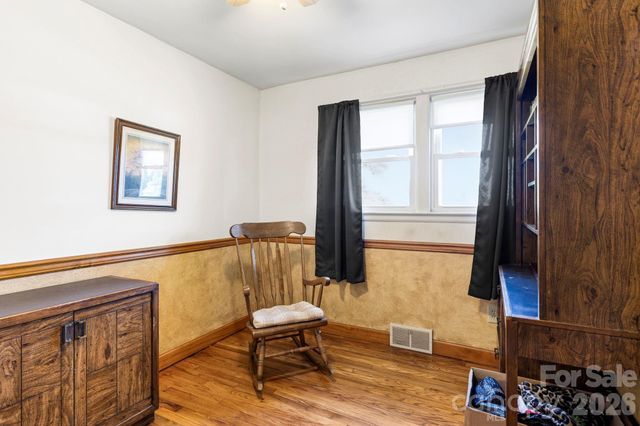 18 Hilda Lane, Mills River, NC 28759