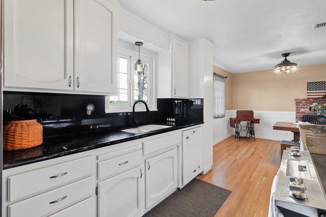 10691 Calvine Rd, Sacramento, CA 95830