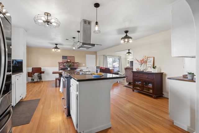 10691 Calvine Rd, Sacramento, CA 95830