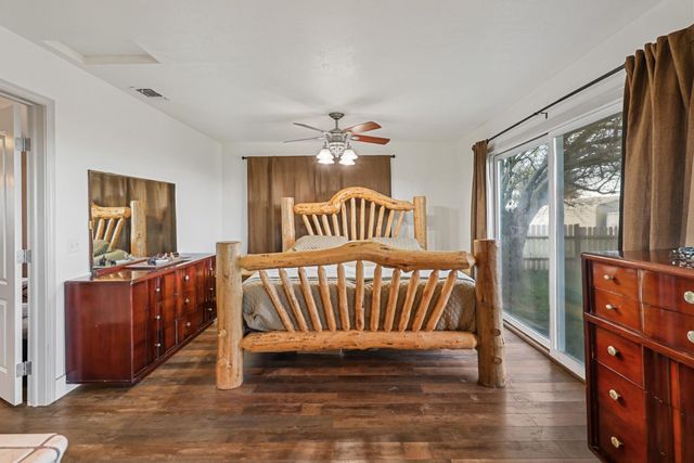 10691 Calvine Rd, Sacramento, CA 95830