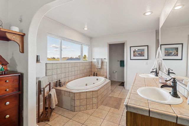 10691 Calvine Rd, Sacramento, CA 95830