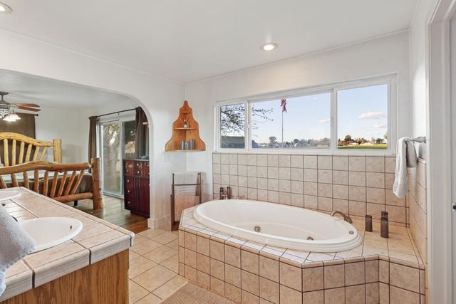 10691 Calvine Rd, Sacramento, CA 95830