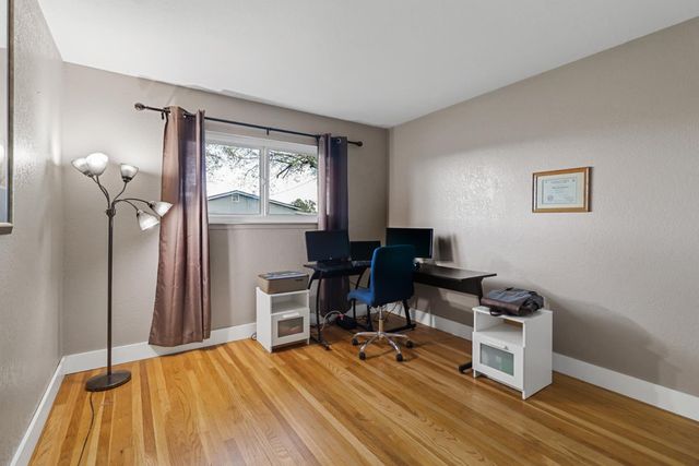 10691 Calvine Rd, Sacramento, CA 95830