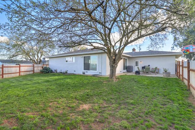10691 Calvine Rd, Sacramento, CA 95830