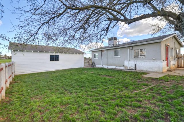 10691 Calvine Rd, Sacramento, CA 95830