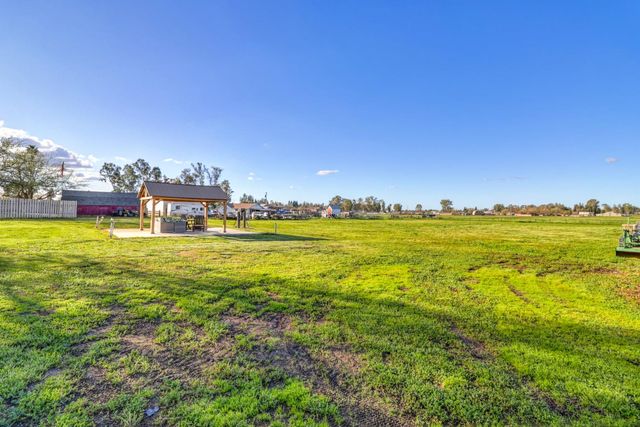 10691 Calvine Rd, Sacramento, CA 95830