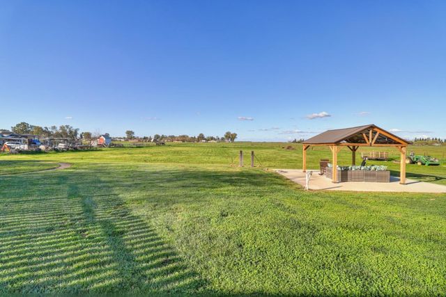 10691 Calvine Rd, Sacramento, CA 95830