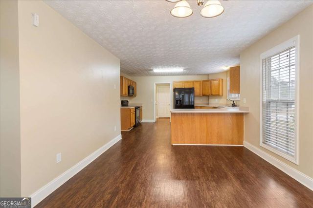 212 Hedgewood Drive, Hampton, GA 30228