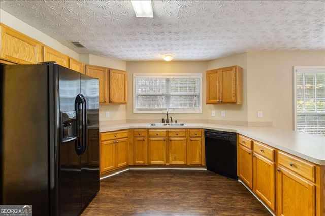 212 Hedgewood Drive, Hampton, GA 30228