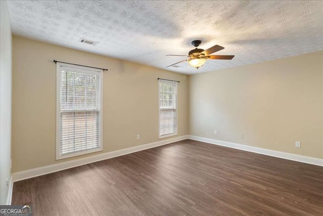 212 Hedgewood Drive, Hampton, GA 30228