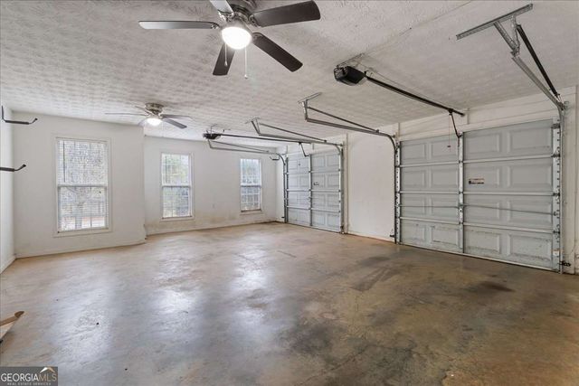 212 Hedgewood Drive, Hampton, GA 30228