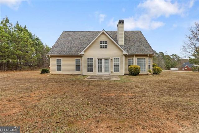 212 Hedgewood Drive, Hampton, GA 30228