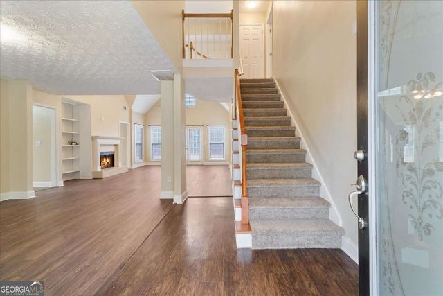 212 Hedgewood Drive, Hampton, GA 30228