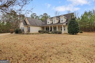 212 Hedgewood Drive, Hampton, GA 30228