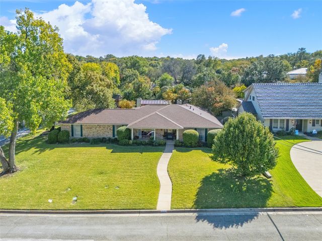 6401 Lansdale Road, Fort Worth, TX 76116