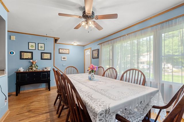 38 Ledge Road, Chelmsford, MA 01863