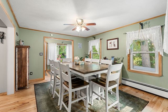 38 Ledge Road, Chelmsford, MA 01863